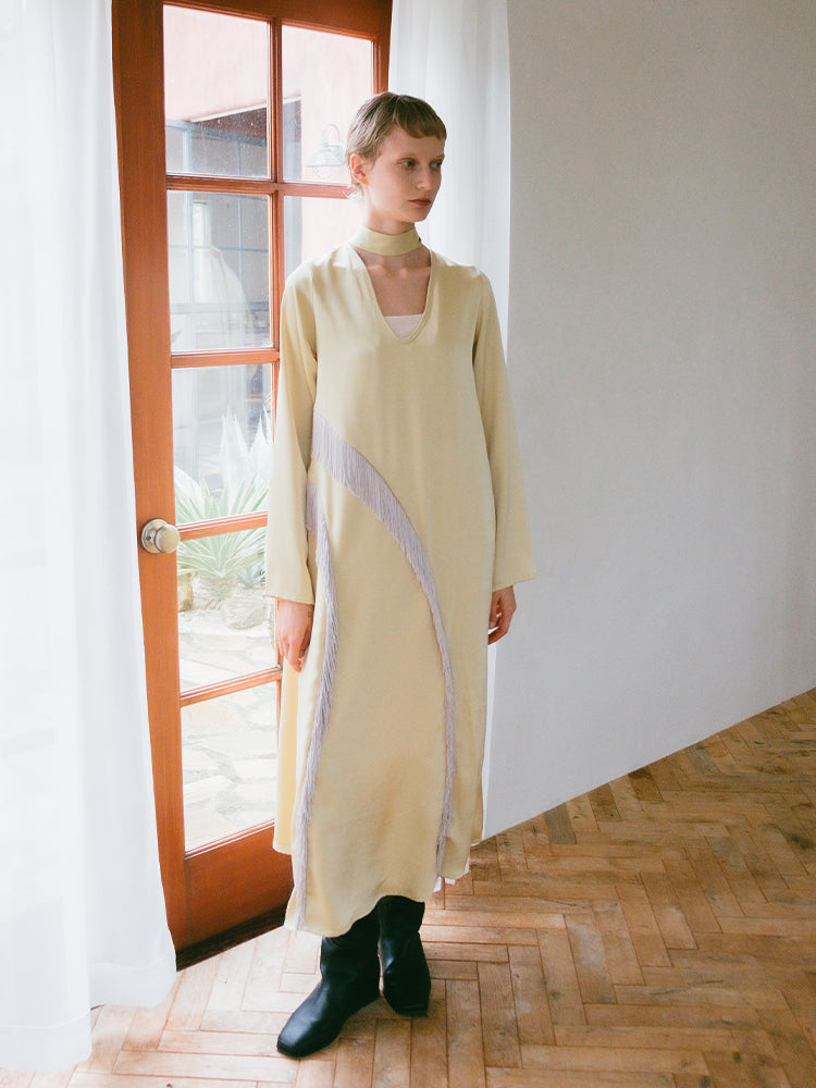 モデル身長：172cm / カラー：LightYellow