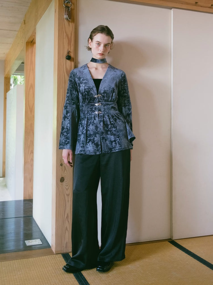 モデル身長：171cm / カラー：Black / 着用サイズ：Mサイズ