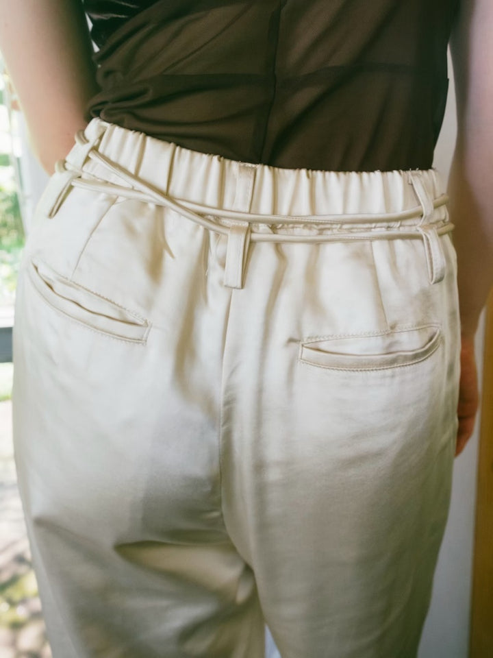 モデル身長：171cm / カラー：Ivory / 着用サイズ：Mサイズ