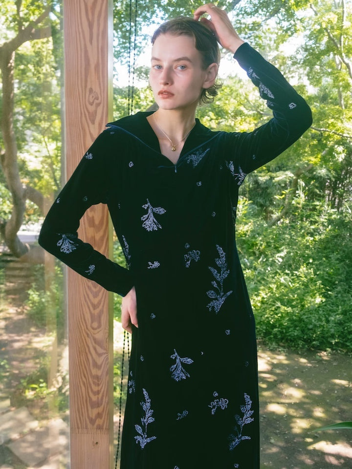 モデル身長：171cm / カラー：Navy