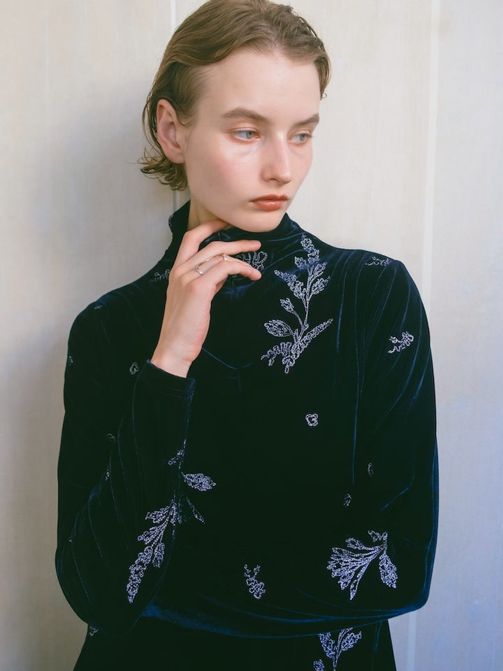 モデル身長：171cm / カラー：Navy