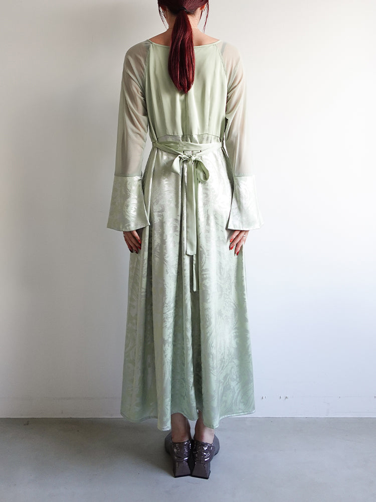 モデル身長：168cm / カラー：LightGreen