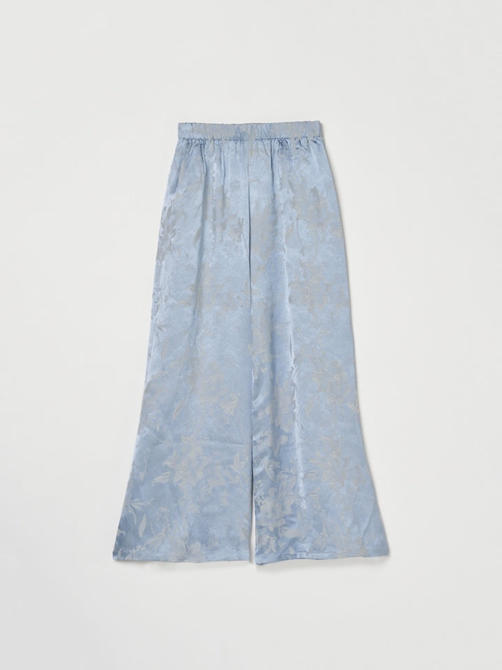 カラー：LightBlue