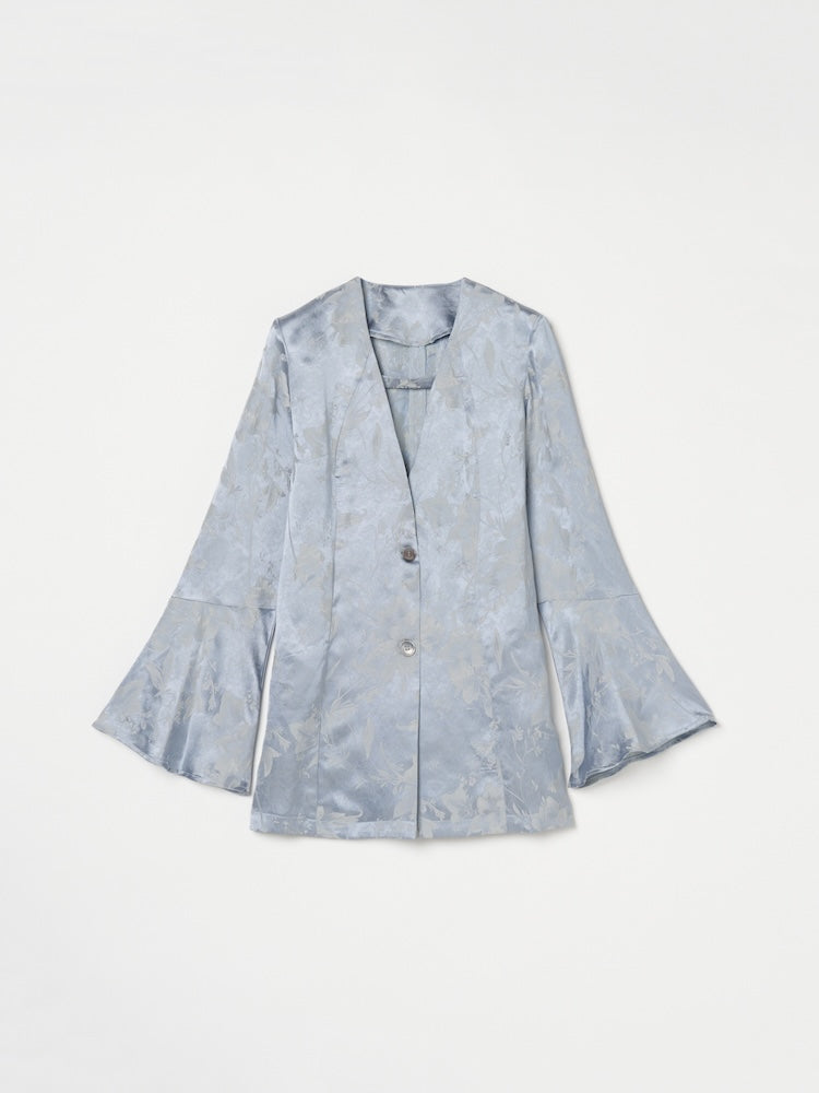 カラー：LightBlue