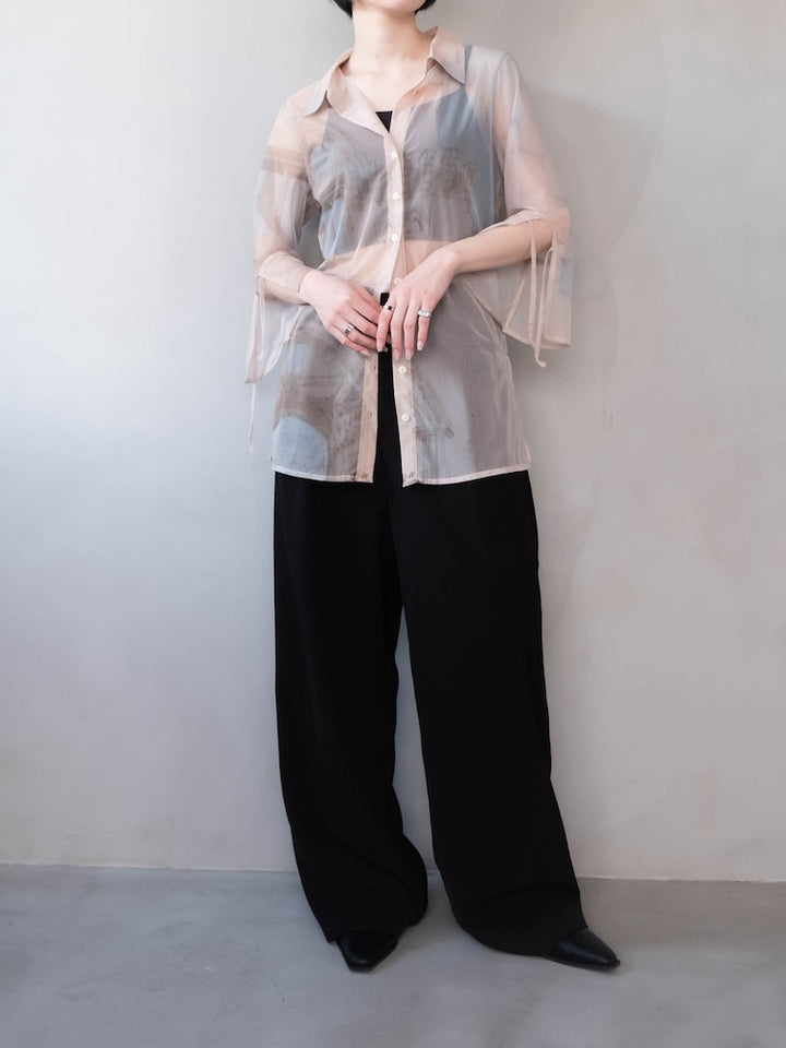 モデル身長：162cm / カラー：01 Church