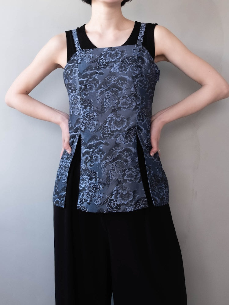 モデル身長：162cm / カラー：Blue