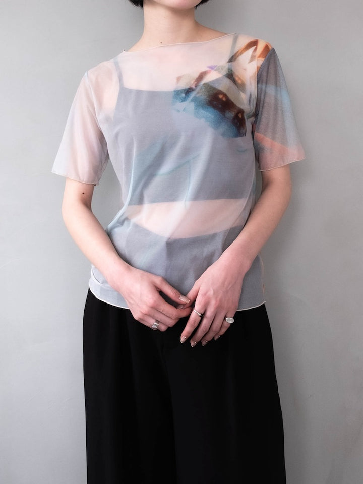 モデル身長：162cm / カラー：02 Crystal