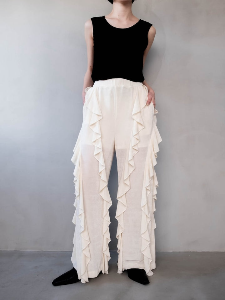 モデル身長：162cm / カラー：Ivory