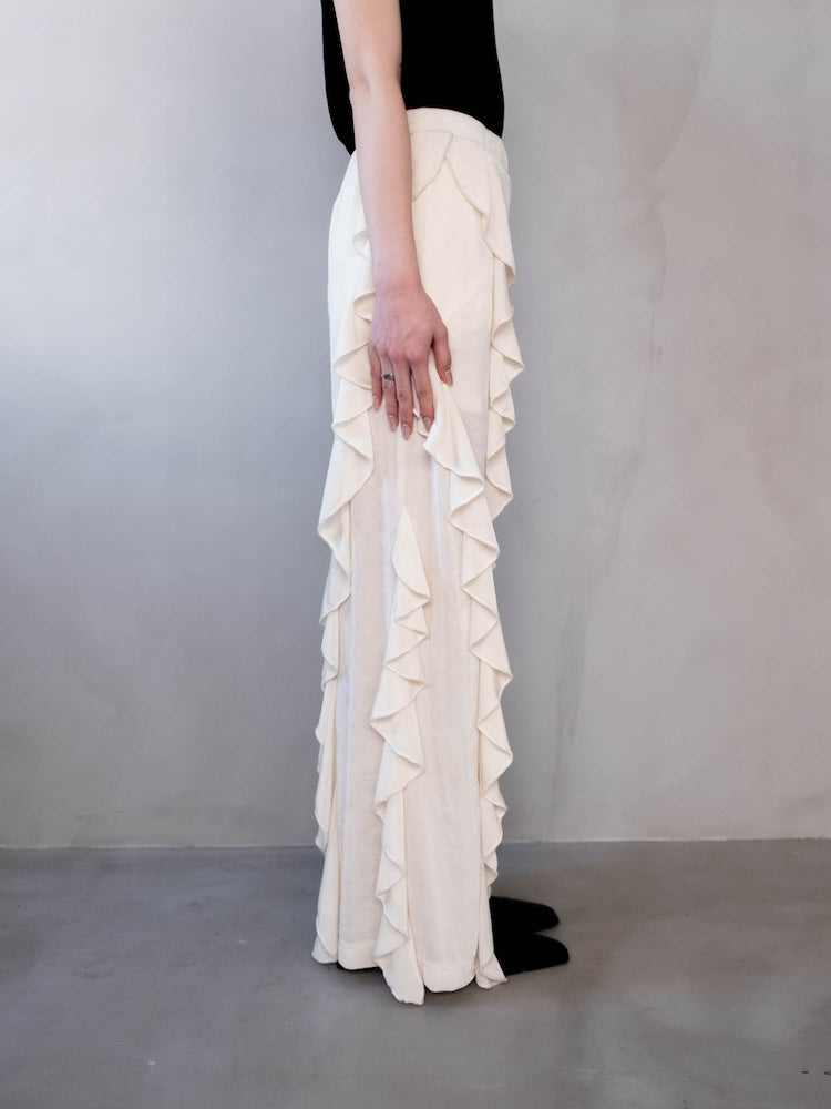 モデル身長：162cm / カラー：Ivory