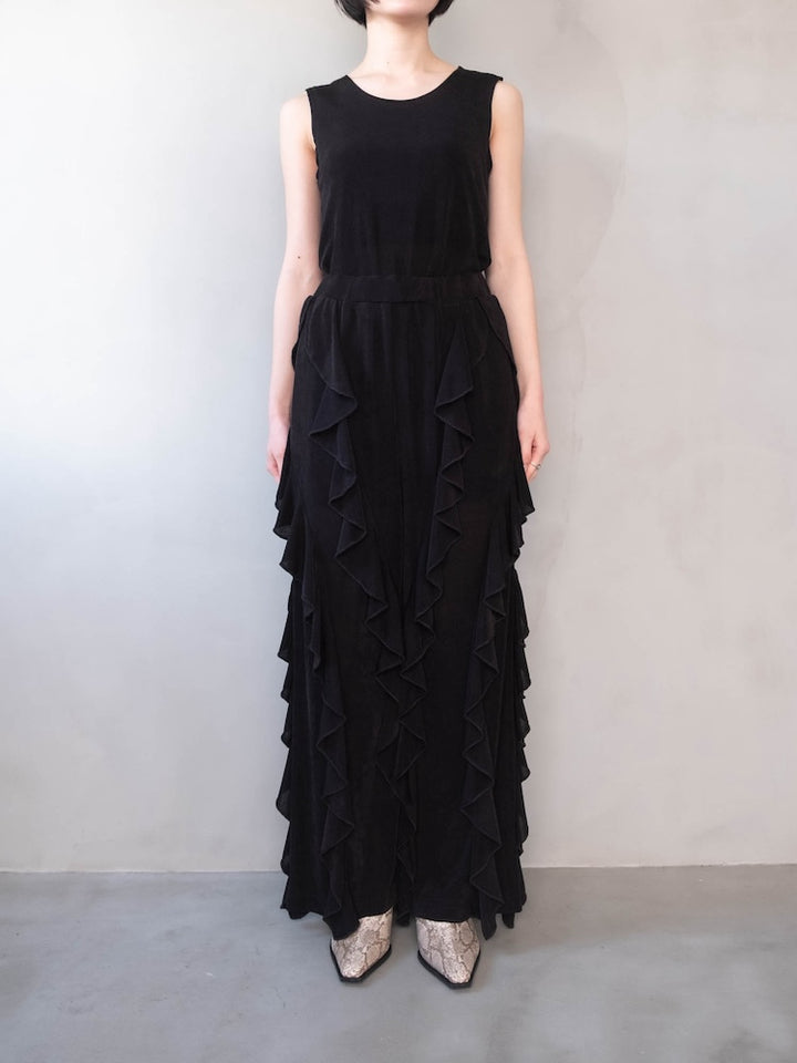 モデル身長：162cm / カラー：Black