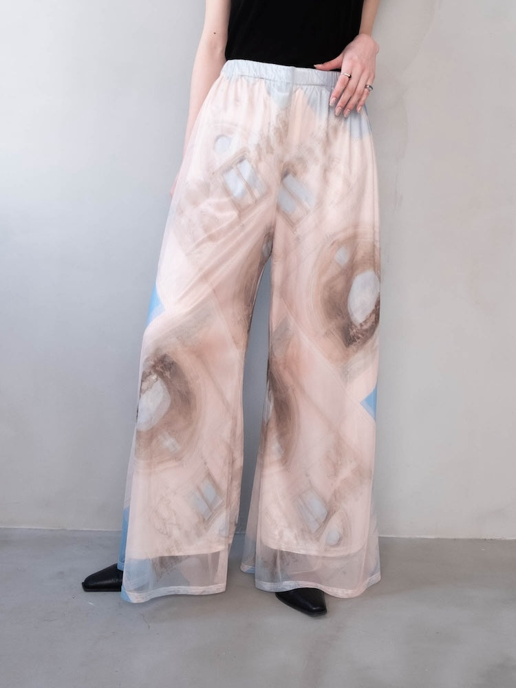 モデル身長：162cm / カラー：01 Church ※サンプル着用。丈が3cm短くなります。