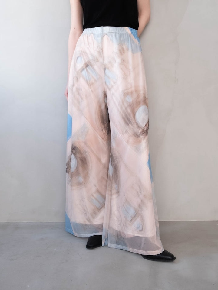 モデル身長：162cm / カラー：01 Church ※サンプル着用。丈が3cm短くなります。