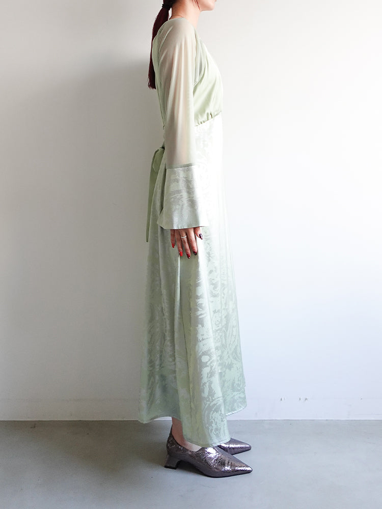 モデル身長：168cm / カラー：LightGreen