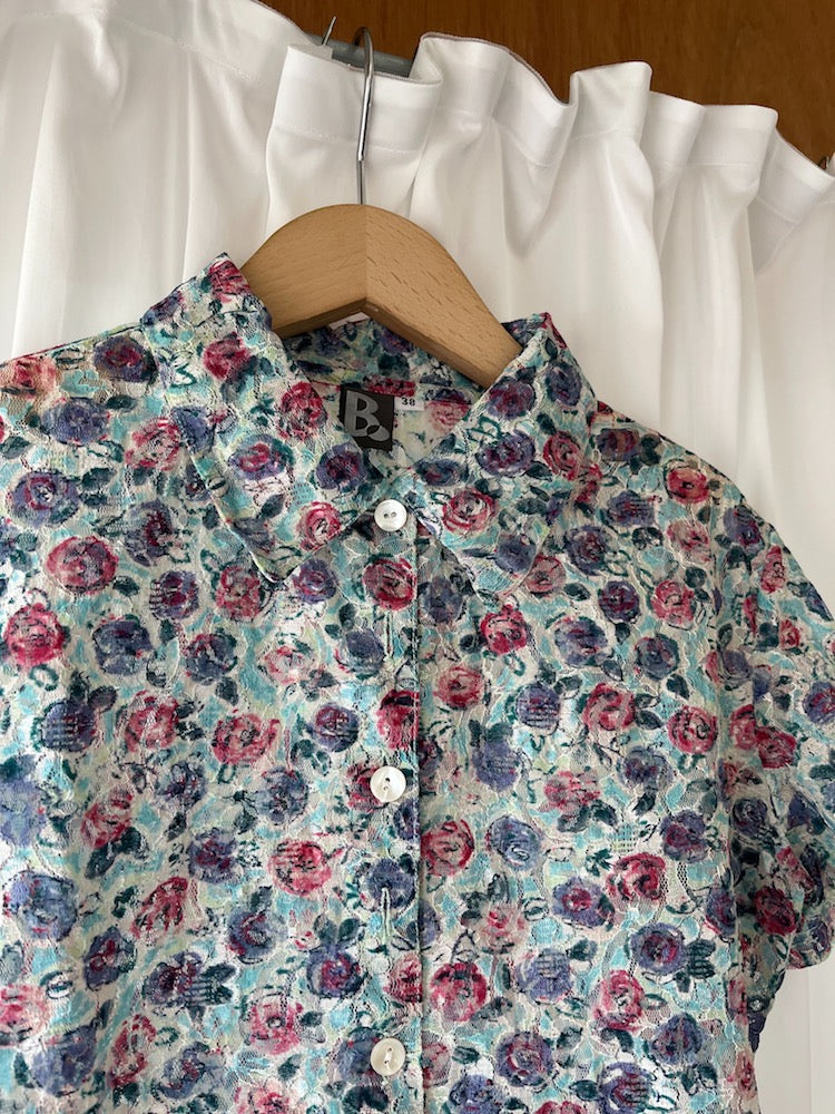 Compact Flower Lace Shirt