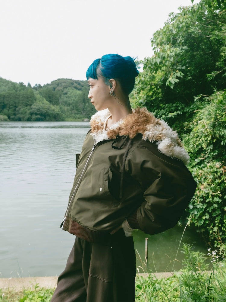 モデル身長：167cm / カラー：Khaki