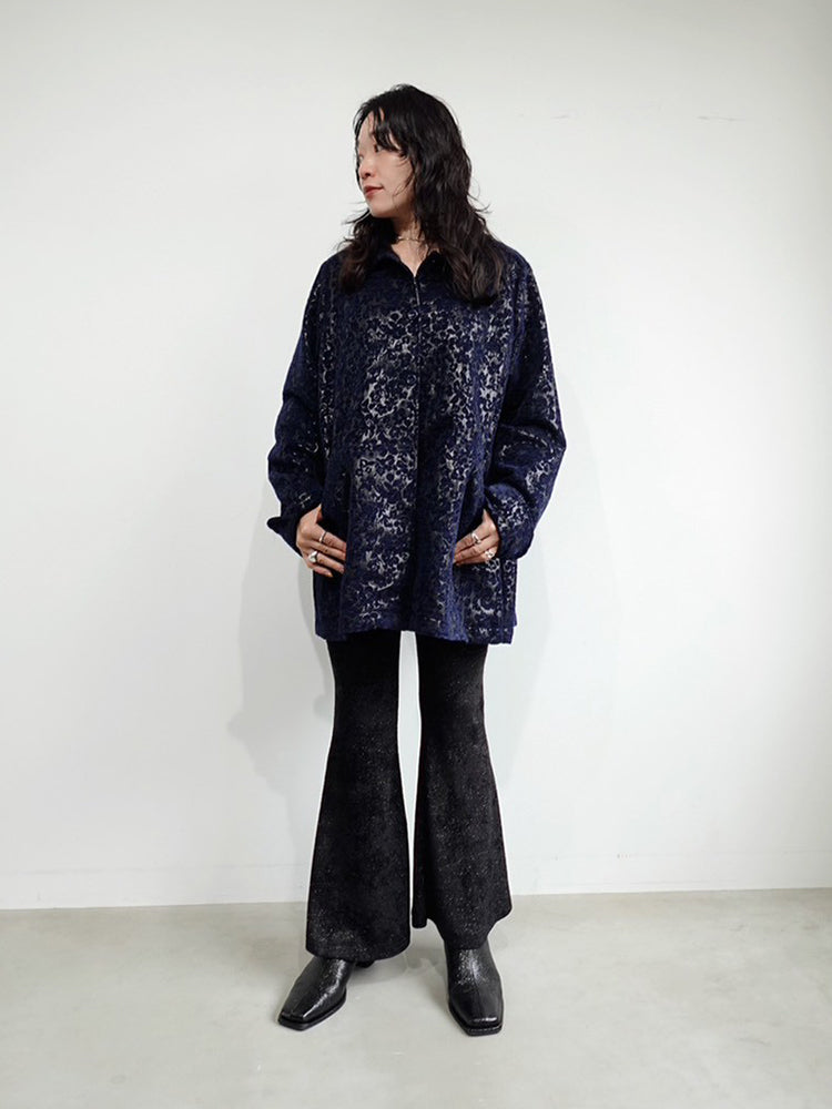 モデル身長：160cm Glitter Velour Stretch Pants / Mサイズ着用