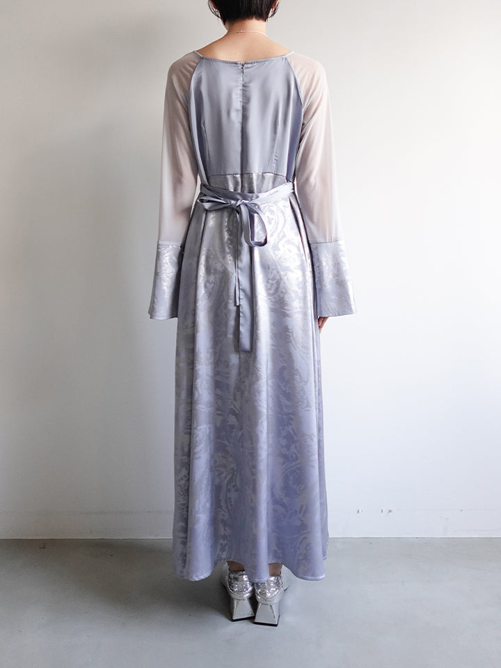 モデル身長：162cm / カラー：LightBlue