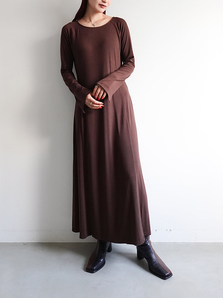 モデル身長：168cm / カラー：Brown