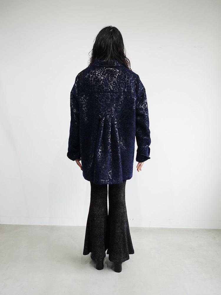 モデル身長：160cm Glitter Velour Stretch Pants / Mサイズ着用