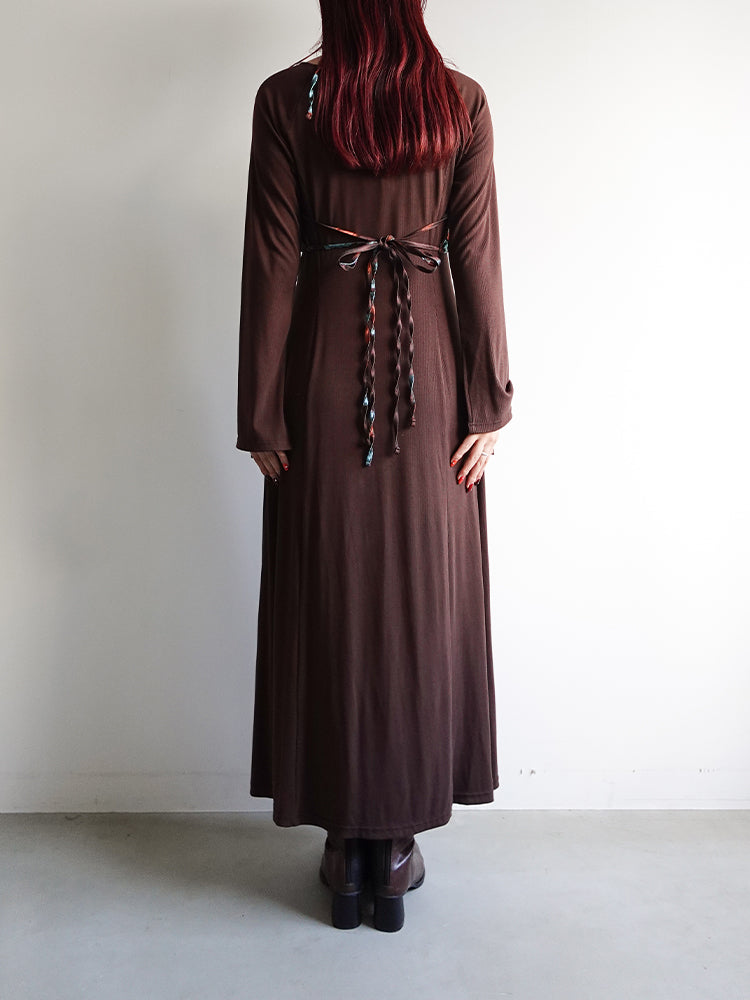 モデル身長：168cm / カラー：Brown