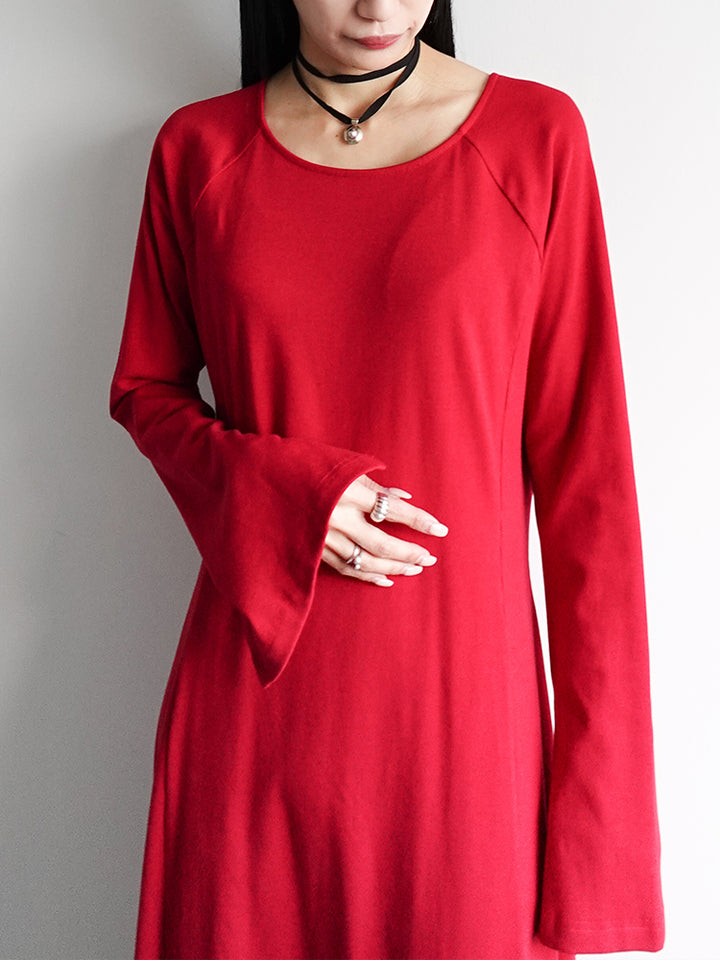 モデル身長：158cm / カラー：Red