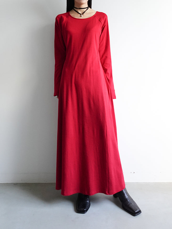 モデル身長：158cm / カラー：Red