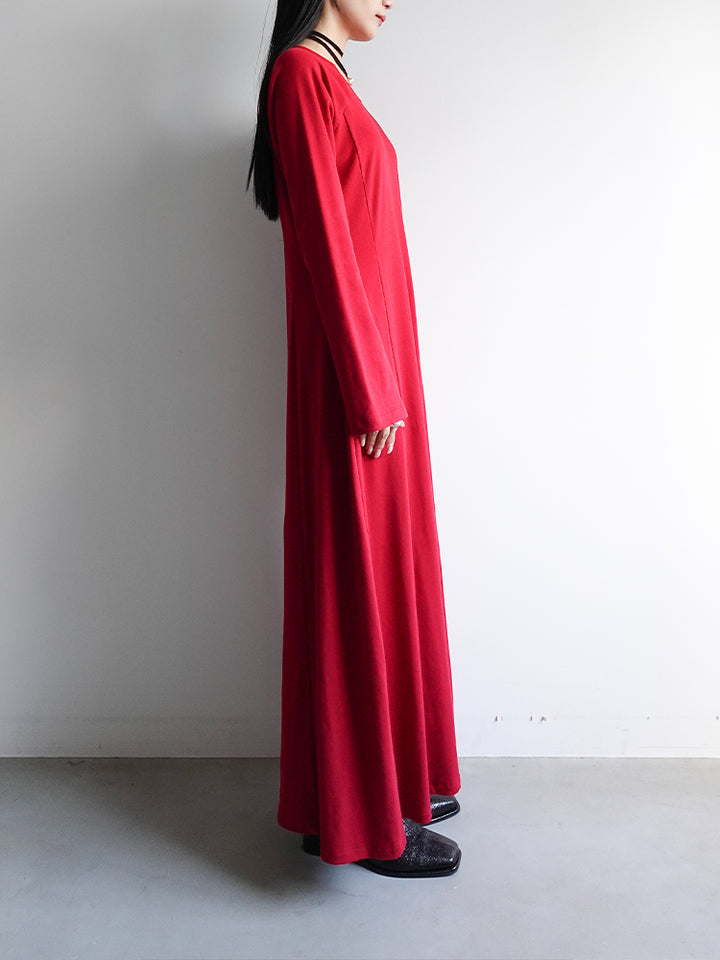 モデル身長：158cm / カラー：Red