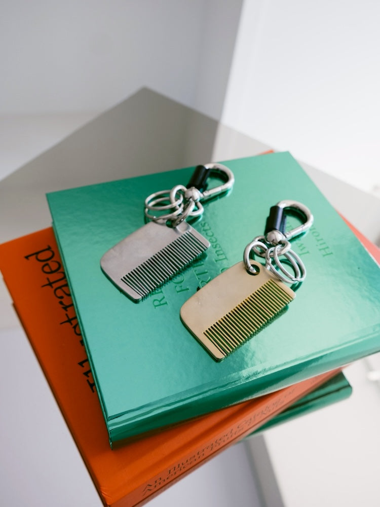 SYKIA×MAO Comb Key Ring SYKIA×MAO Comb Key Ring｜コームキーリング – MARTE