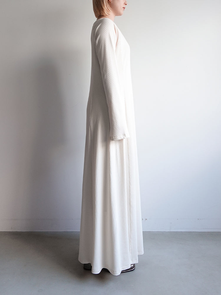 モデル身長：153cm / カラー：Ivory