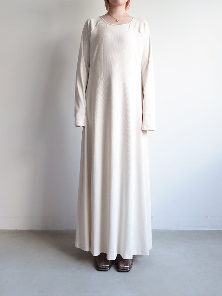 モデル身長：153cm / カラー：Ivory