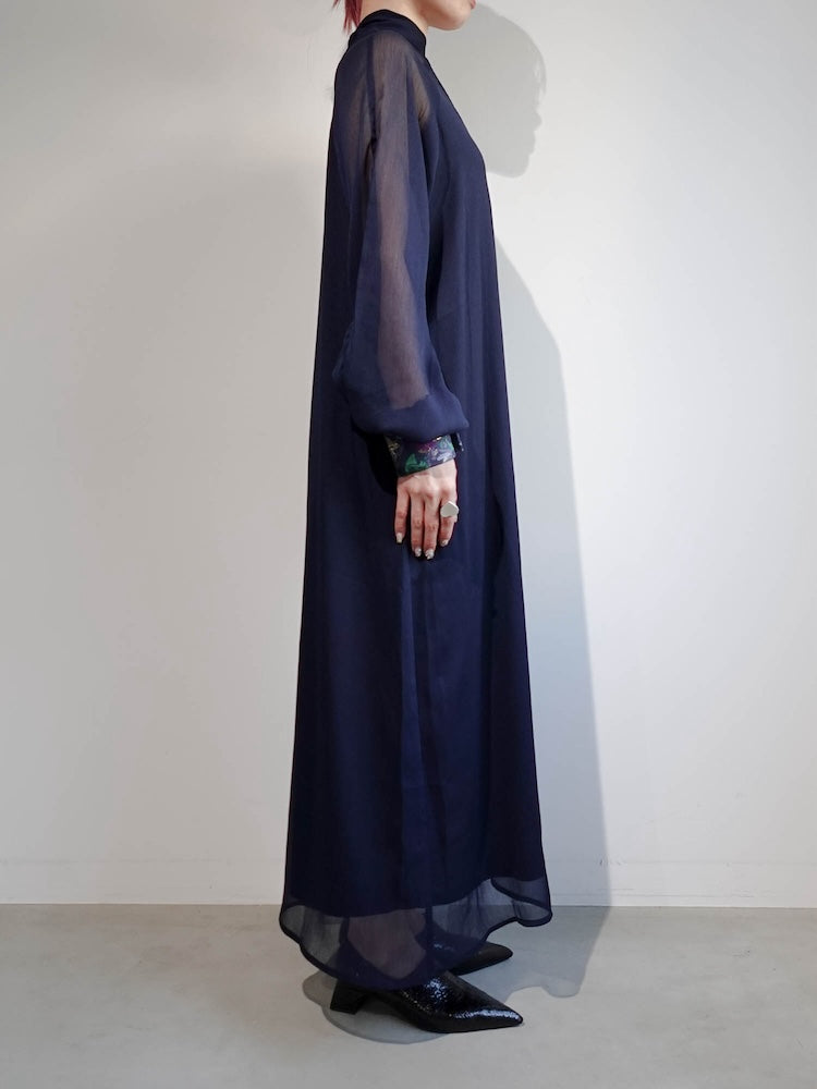 モデル身長：162cm / カラー：Navy / 製品着用