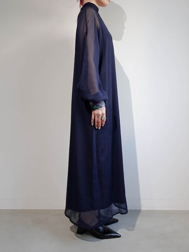 モデル身長：162cm / カラー：Navy / 製品着用