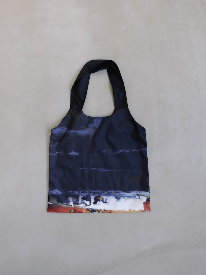 カラー：04 Black