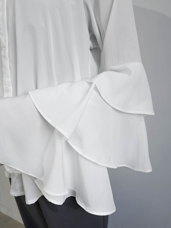 モデル身長：157cm / カラー：White