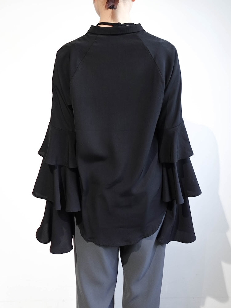 モデル身長：157cm / カラー：Black