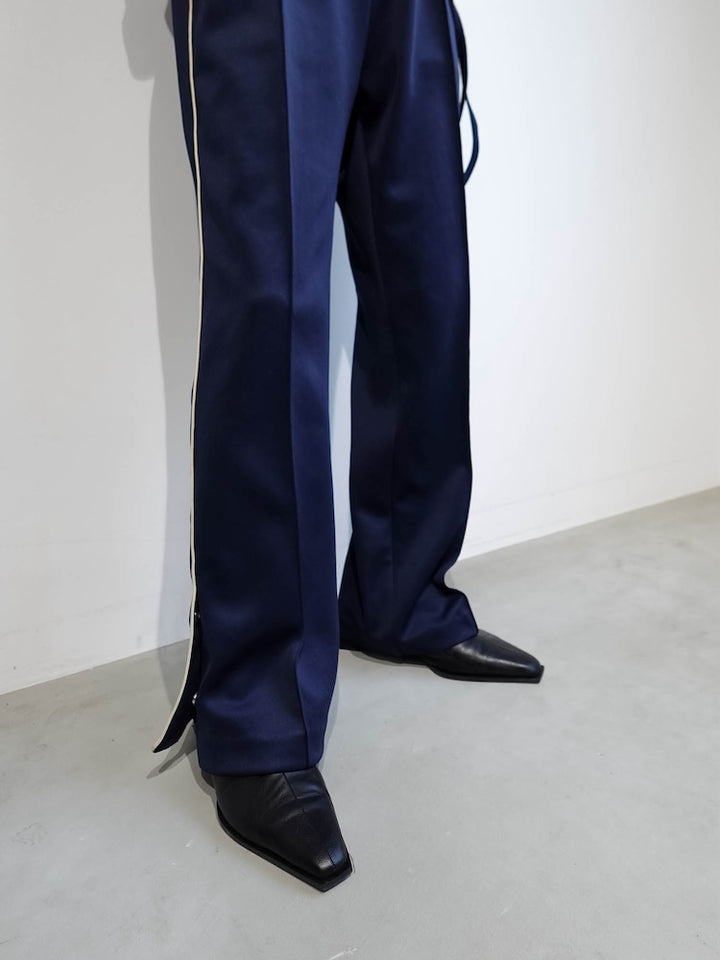 モデル身長：158cm / カラー：Navy