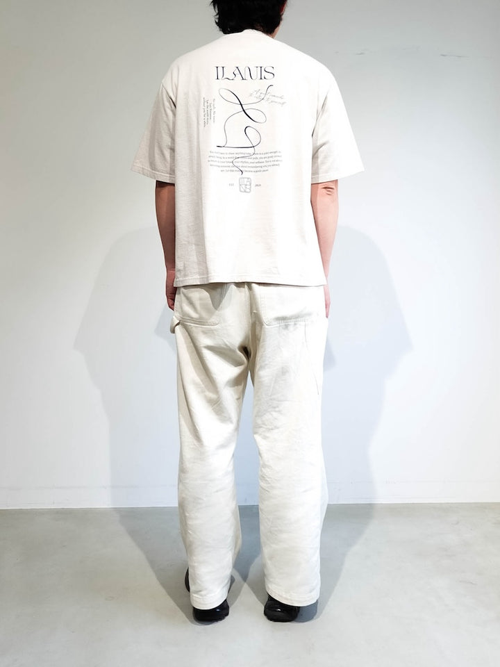 メンズモデル身長：176cm / カラー：Beige / 着用サイズ：F