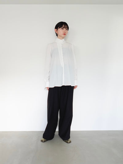 モデル身長：162cm / カラー：White