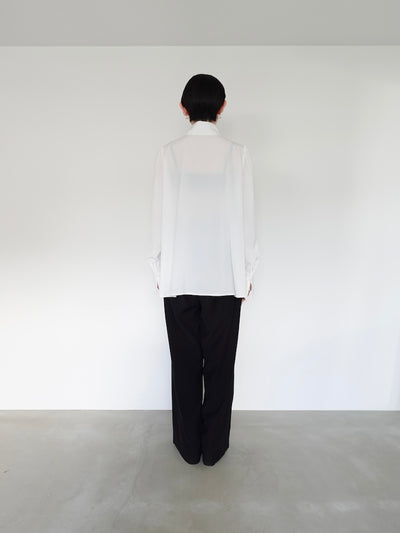 モデル身長：162cm / カラー：White