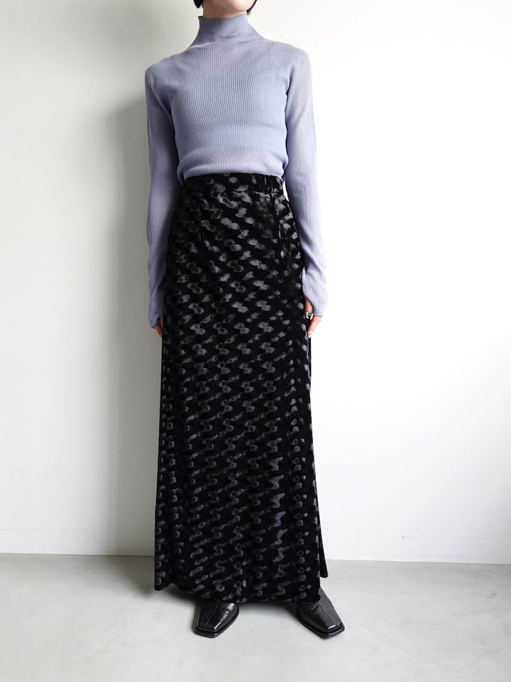 モデル身長：162cm / カラー：Black / 着用サイズ：Mサイズ