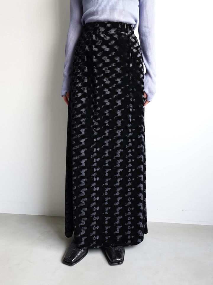 モデル身長：162cm / カラー：Black / 着用サイズ：Mサイズ