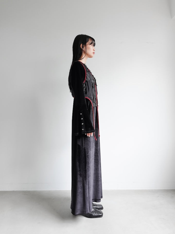 モデル身長：158cm / カラー：Black