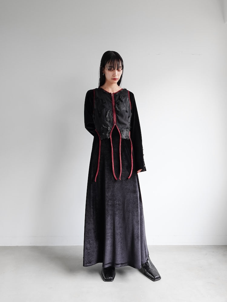 モデル身長：158cm / カラー：Black