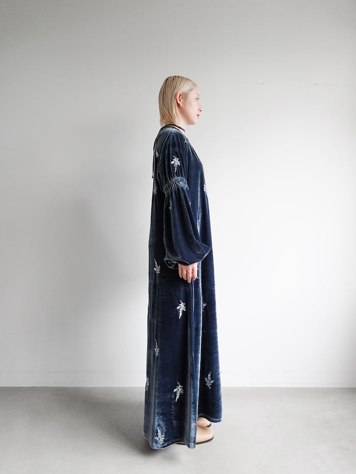 モデル身長：153cm / カラー：GrayBlue