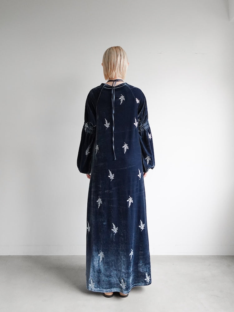 モデル身長：153cm / カラー：GrayBlue