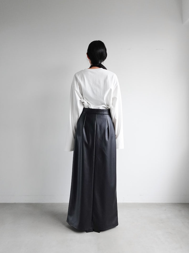 モデル身長：158cm / カラー：White Pixely