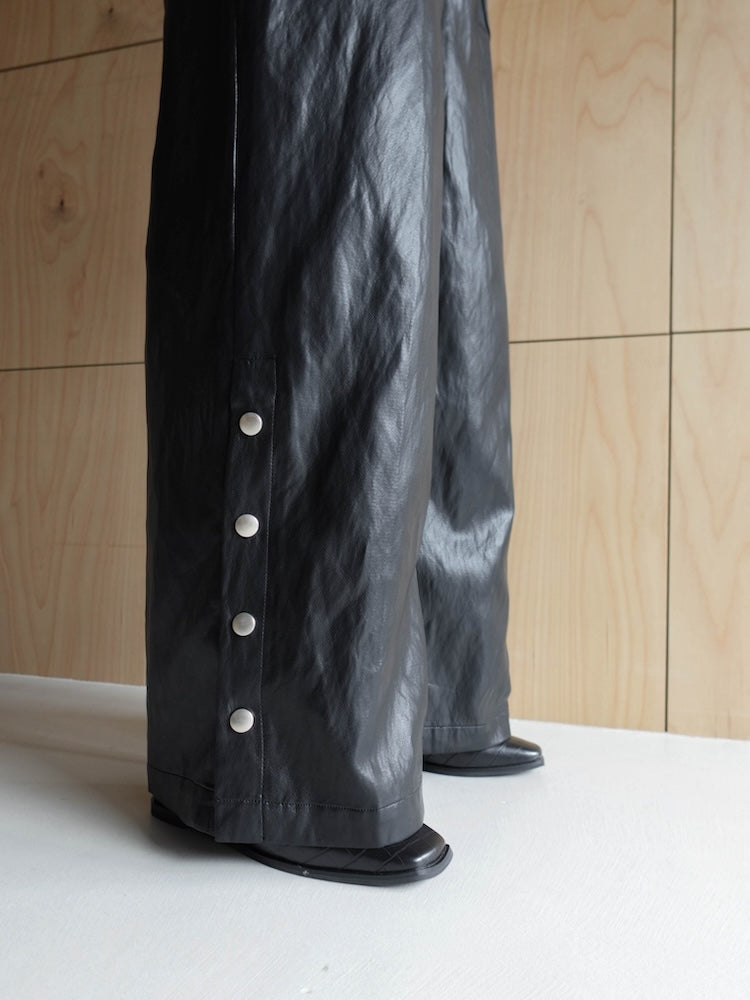 モデル身長：162cm / カラー：Black ※製品着用