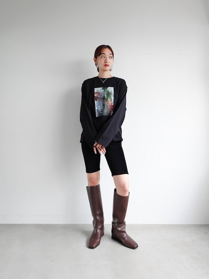 モデル身長：168cm / カラー：Black Stripes