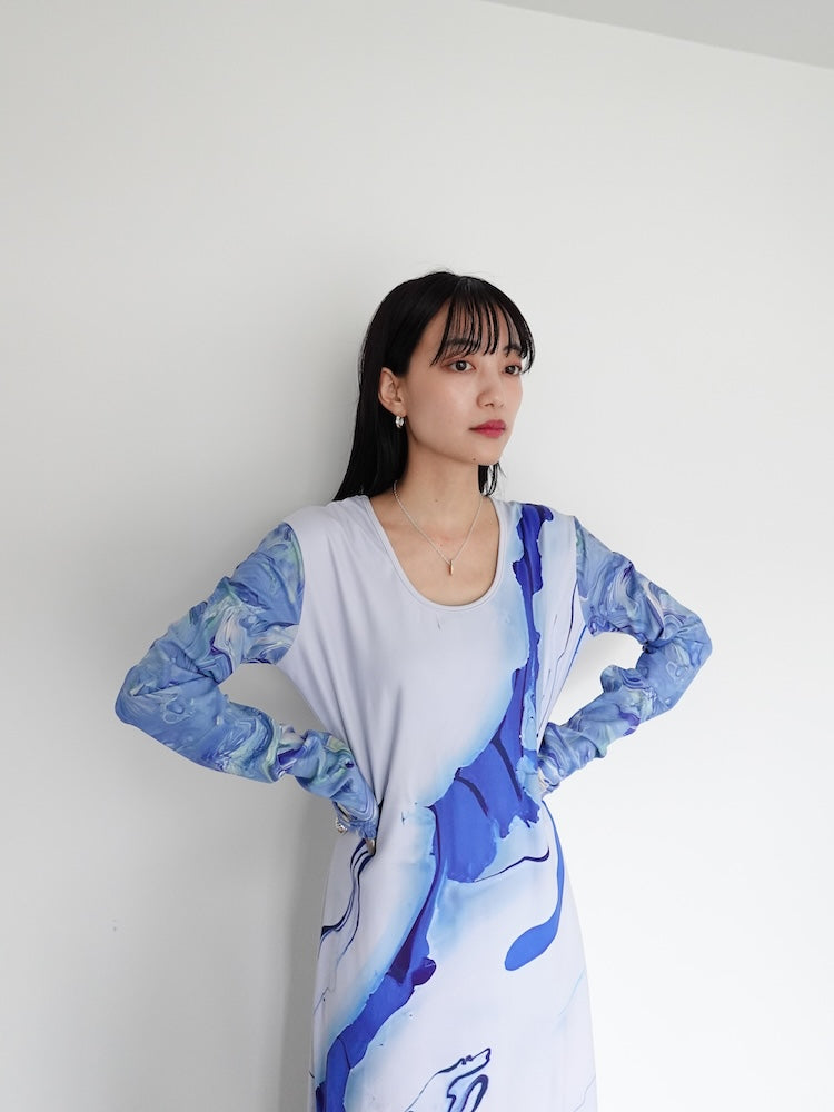 モデル身長：158cm / カラー：Blue