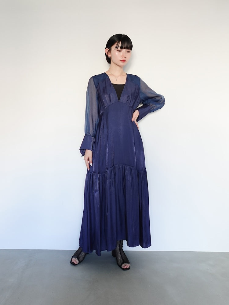 モデル身長：162cm / カラー：Navy